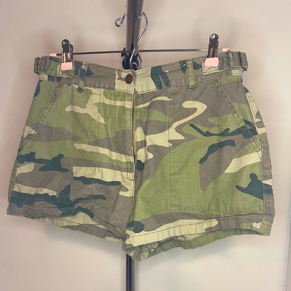 Primark Pants - Army fatigue khaki shorts